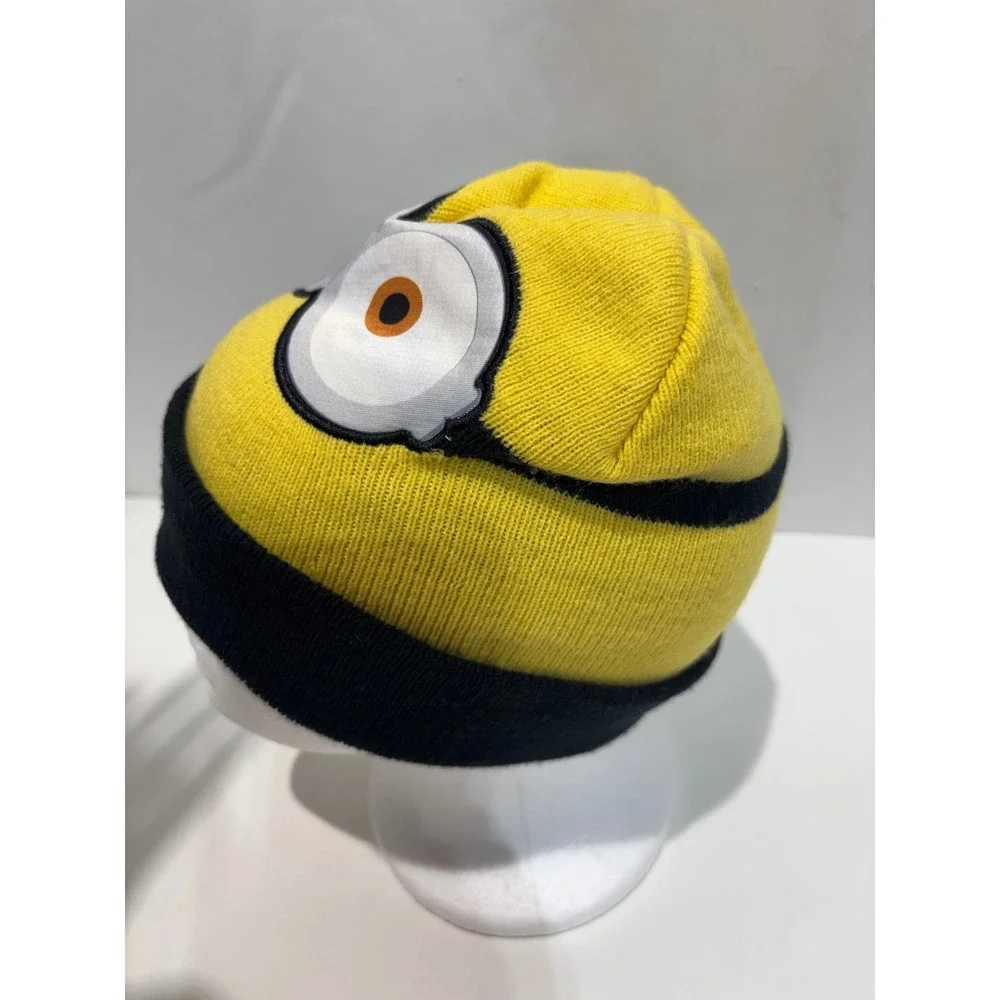 Illumination Minions Beanie Hat Kids One Size Yellow Black Bob Goggle Eyes